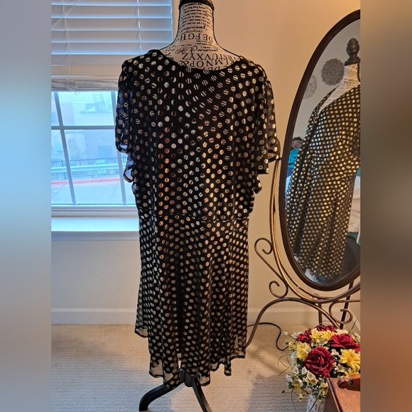 Torrid Black and Gold Polka Dot Dress Sz3 - Picture 4 of 5